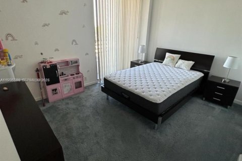 Condo in Aventura, Florida, 2 bedrooms  № 2242746 - photo 7