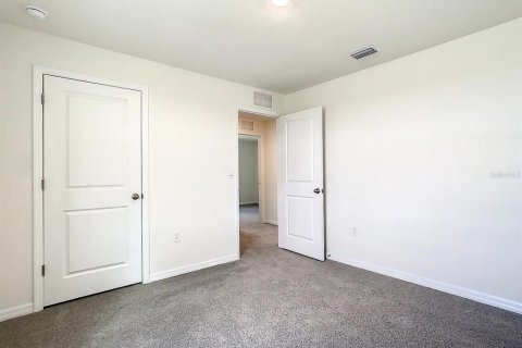 House in Wimauma, Florida 5 bedrooms, 234.3 sq.m. № 1910778 - photo 11