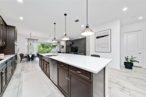 Casa en alquiler en Winter Garden, Florida, 5 dormitorios, 392.23 m2 № 1849867 - foto 9