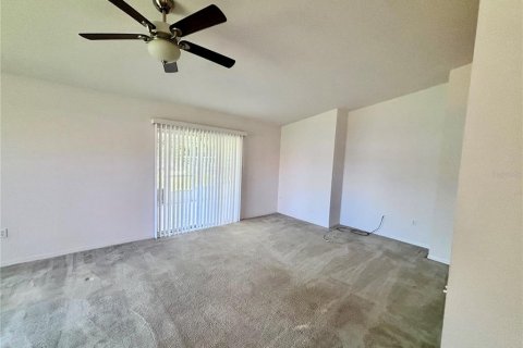 House in Ocala, Florida 3 bedrooms, 172.33 sq.m. № 1903006 - photo 10