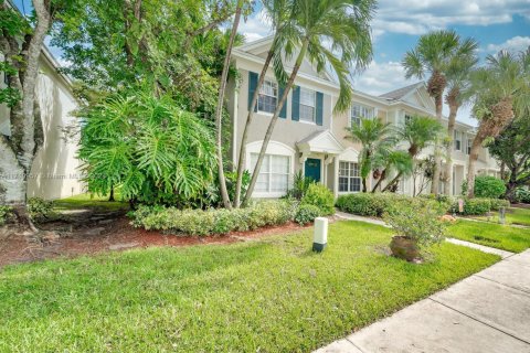 Touwnhouse à vendre à Tamarac, Floride: 2 chambres, 103.12 m2 № 1868130 - photo 28