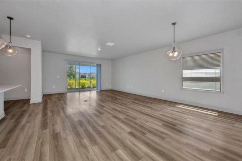House in Port Charlotte, Florida 4 bedrooms, 200.2 sq.m. № 1900264 - photo 21