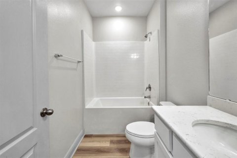 House in Port Charlotte, Florida 4 bedrooms, 200.2 sq.m. № 1900264 - photo 26