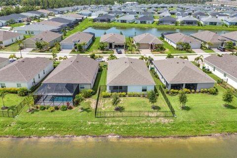House in Port Charlotte, Florida 4 bedrooms, 200.2 sq.m. № 1900264 - photo 3