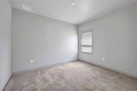 House in Port Charlotte, Florida 4 bedrooms, 200.2 sq.m. № 1900264 - photo 24