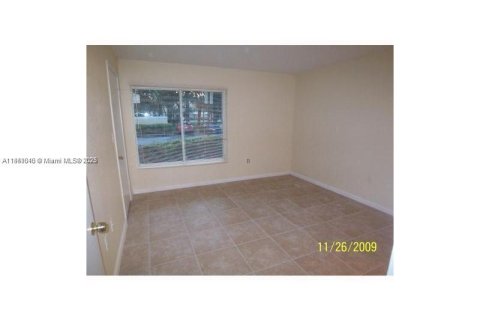 Copropriété à louer à Oakland Park, Floride: 2 chambres, 116.69 m2 № 1961020 - photo 5