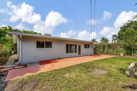 Casa en alquiler en Juno Beach, Florida, 3 dormitorios, 118.45 m2 № 1208132 - foto 1