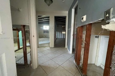 Casa en venta en Sarasota, Florida, 3 dormitorios № 2047868 - foto 8