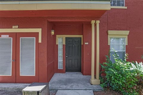 Copropriété à louer à Lake Mary, Floride: 3 chambres, 160.81 m2 № 2148570 - photo 2