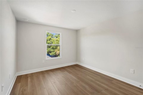 Casa en venta en Saint Petersburg, Florida, 5 dormitorios, 216.18 m2 № 2152389 - foto 23