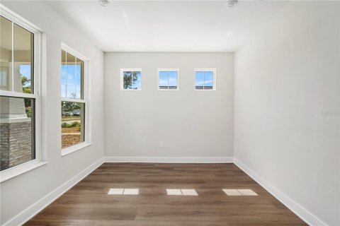 Casa en venta en Saint Petersburg, Florida, 5 dormitorios, 216.18 m2 № 2152389 - foto 6