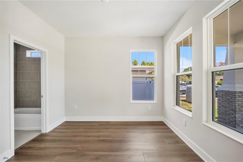 Casa en venta en Saint Petersburg, Florida, 5 dormitorios, 216.18 m2 № 2152389 - foto 13