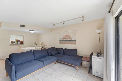 Touwnhouse à louer à Deerfield Beach, Floride: 2 chambres, 104.05 m2 № 2087604 - photo 8