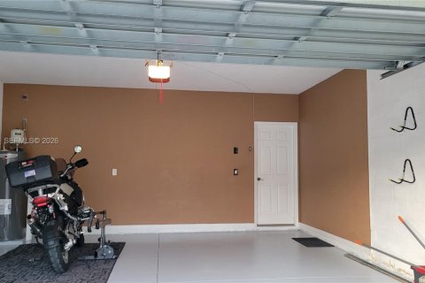 House in St. Lucie, Florida 4 bedrooms, 173.17 sq.m. № 2028662 - photo 17