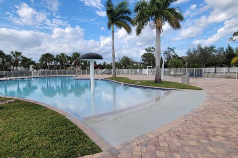 House in St. Lucie, Florida 4 bedrooms, 173.17 sq.m. № 2028662 - photo 19