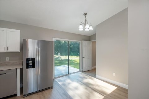Купить виллу или дом в Оклаваха, Флорида 7 комнат, 108.7м2, № 1516427 - фото 14