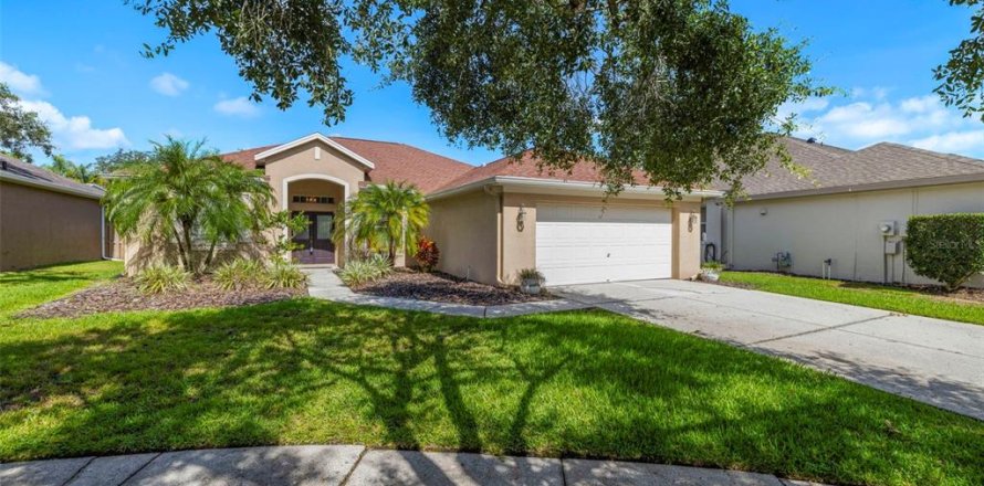 Casa en Lutz, Florida 3 dormitorios, 161.09 m2 № 1783244