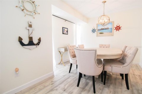 Villa ou maison à louer à Sarasota, Floride: 3 chambres, 144.65 m2 № 2298752 - photo 11