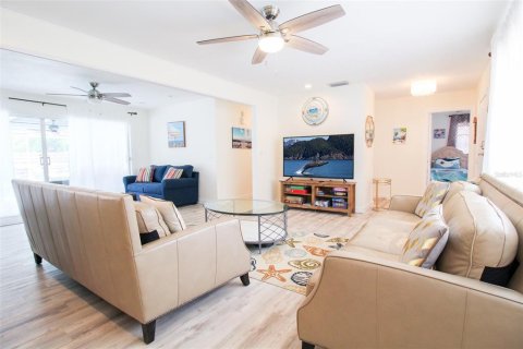 Villa ou maison à louer à Sarasota, Floride: 3 chambres, 144.65 m2 № 2298752 - photo 10