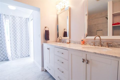 Villa ou maison à louer à Sarasota, Floride: 3 chambres, 144.65 m2 № 2298752 - photo 26