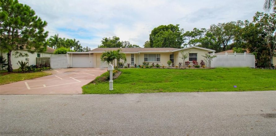 Villa ou maison à Sarasota, Floride 3 chambres, 144.65 m2 № 2298752