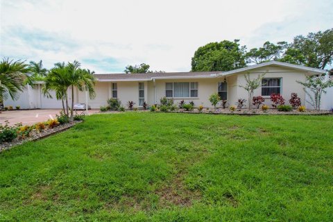 Villa ou maison à louer à Sarasota, Floride: 3 chambres, 144.65 m2 № 2298752 - photo 2