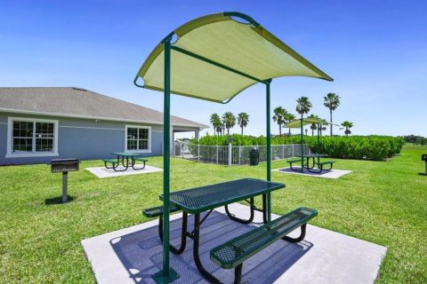 Villa ou maison à vendre à St. Lucie, Floride: 3 chambres, 165.37 m2 № 2087386 - photo 17