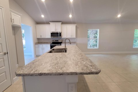 Villa ou maison à vendre à St. Lucie, Floride: 3 chambres, 165.37 m2 № 2087386 - photo 4