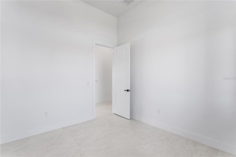 Villa ou maison à vendre à Cape Coral, Floride: 3 chambres, 224.82 m2 № 2157413 - photo 12