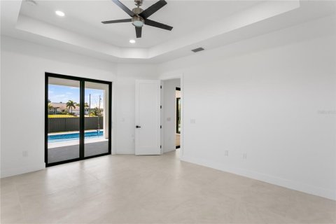 Villa ou maison à vendre à Cape Coral, Floride: 3 chambres, 224.82 m2 № 2157413 - photo 30