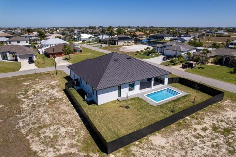 Villa ou maison à vendre à Cape Coral, Floride: 3 chambres, 224.82 m2 № 2157413 - photo 27