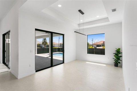 Villa ou maison à vendre à Cape Coral, Floride: 3 chambres, 224.82 m2 № 2157413 - photo 20