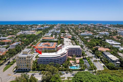 Condo in Palm Beach, Florida, 2 bedrooms № 2261821 - photo 19