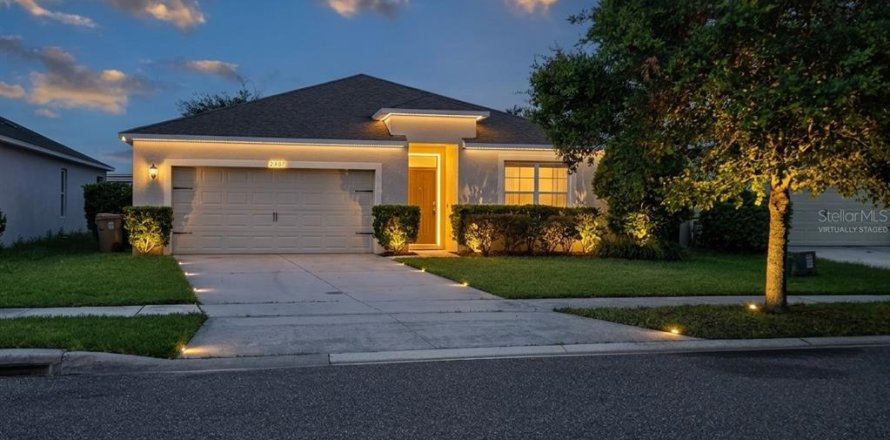 Casa en Kissimmee, Florida 4 dormitorios, 169.83 m2 № 2230512