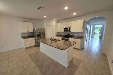 Casa en venta en Kissimmee, Florida, 4 dormitorios, 169.83 m2 № 2230512 - foto 15