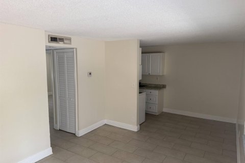 Appartement à louer à Fort Lauderdale, Floride: 2 chambres, 60.39 m2 № 2289167 - photo 2