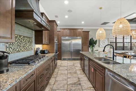 Casa en venta en Four Corners, Florida, 8 dormitorios, 552.3 m2 № 2227324 - foto 9