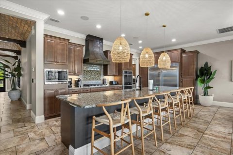 Casa en venta en Four Corners, Florida, 8 dormitorios, 552.3 m2 № 2227324 - foto 8