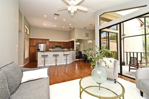 Condo in Orlando, Florida, 3 bedrooms  № 1770027 - photo 15