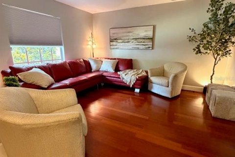 Touwnhouse à vendre à Clearwater, Floride: 2 chambres, 106.84 m2 № 2389392 - photo 4