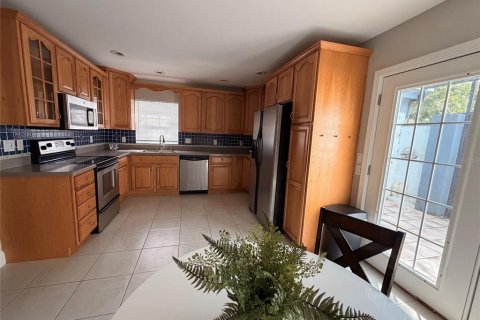 Touwnhouse à vendre à Clearwater, Floride: 2 chambres, 106.84 m2 № 2389392 - photo 10