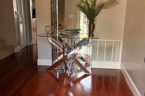 Touwnhouse à vendre à Clearwater, Floride: 2 chambres, 106.84 m2 № 2389392 - photo 2