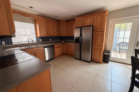 Touwnhouse à vendre à Clearwater, Floride: 2 chambres, 106.84 m2 № 2389392 - photo 8
