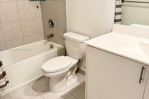 Снять в аренду виллу или дом в Хомстед, Флорида 3 спальни, 149.76м2, № 1991779 - фото 11