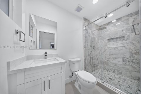 Casa en venta en Plantation, Florida, 4 dormitorios, 170.29 m2 № 2412404 - foto 21