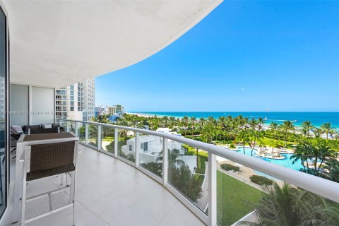 Condo in Miami Beach, Florida, 3 bedrooms  № 1938288 - photo 25