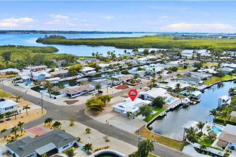 Casa en Bradenton, Florida 3 dormitorios, 165.46 m2 № 2129418