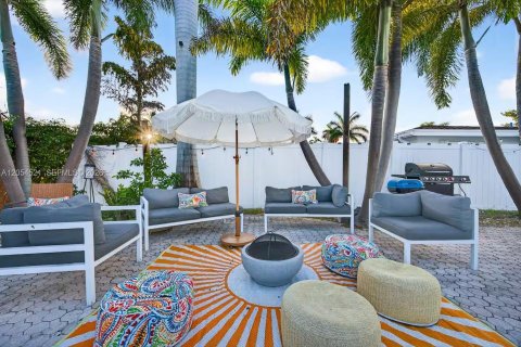 Casa en venta en Lighthouse Point, Florida, 4 dormitorios, 179.58 m2 № 2269762 - foto 22