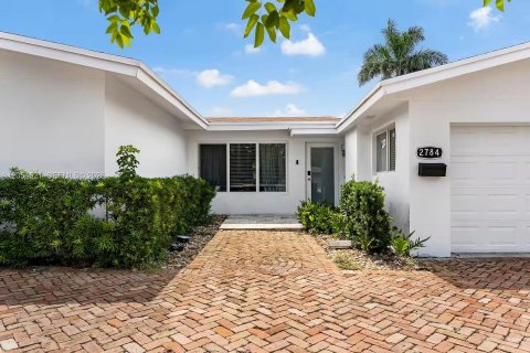 Casa en venta en Lighthouse Point, Florida, 4 dormitorios, 179.58 m2 № 2269762 - foto 4