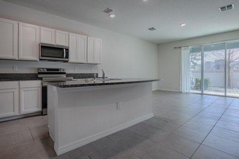 Townhouse in Wildwood, Florida 3 bedrooms, 156.82 sq.m. № 1523833 - photo 4